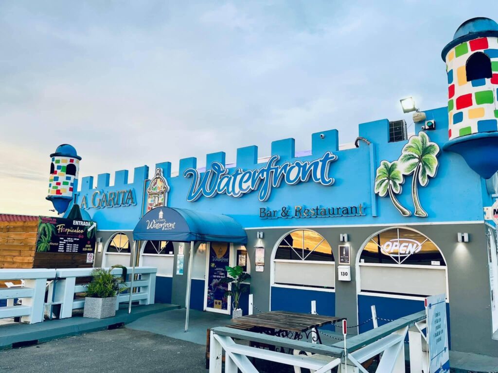 La Garita Waterfront Bar & Restaurant